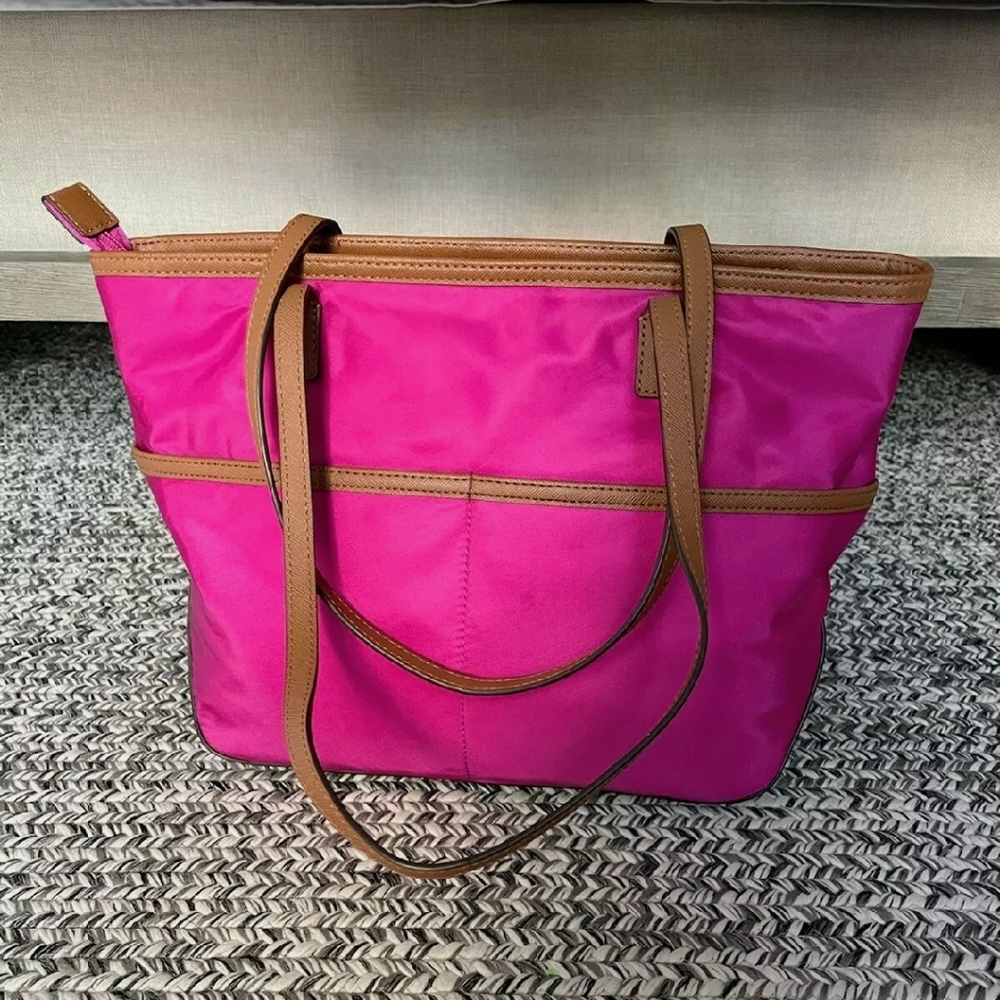 🥳HP🥳Michael Kors Pink Nylon With Brown Leather Handles and Trim NWOT Tote Bag - Picture 3 of 12